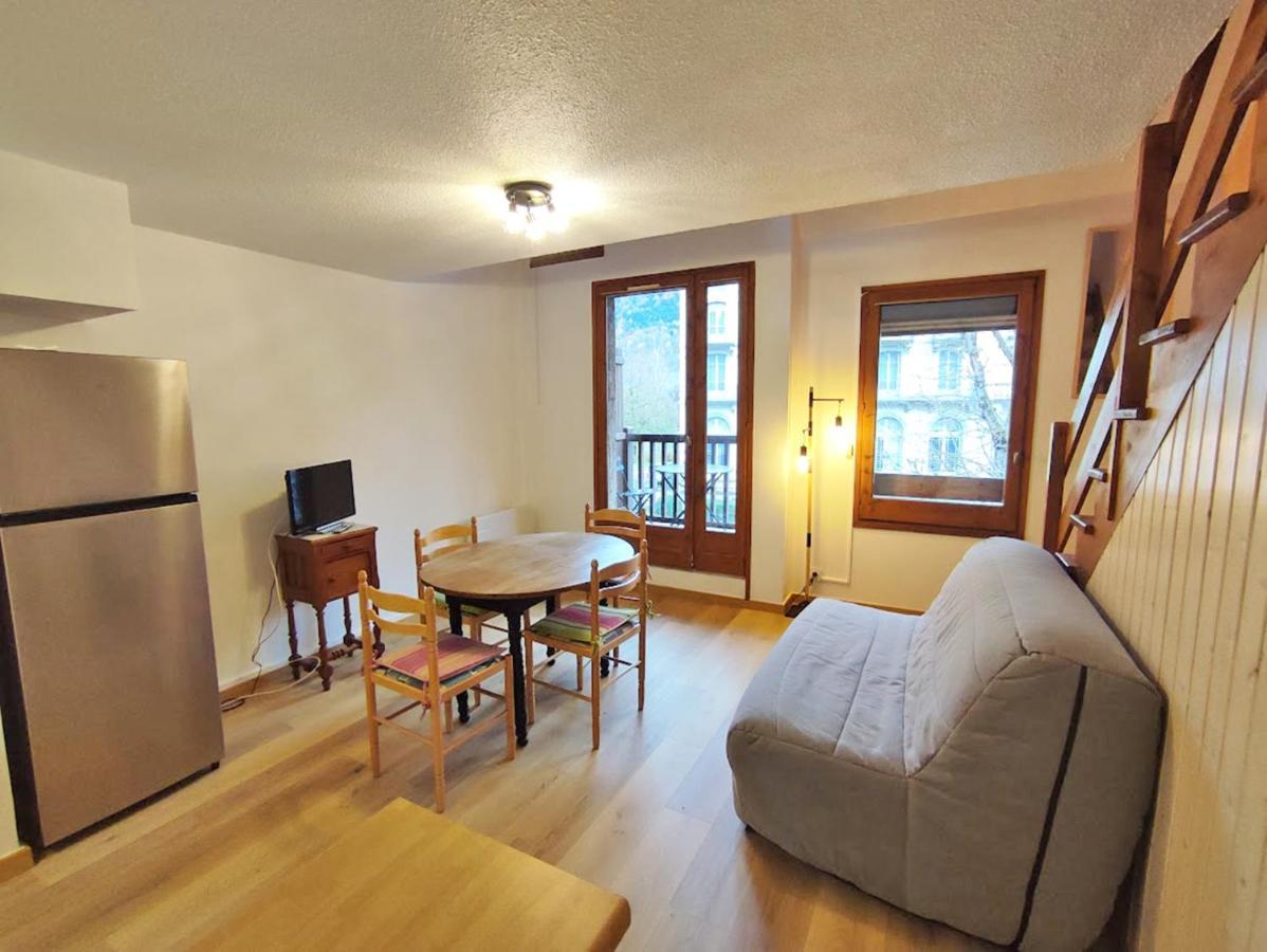 Appartement Reves De Montagne, T2 Bis, Luchon, Wifi, Parking Gratuit, 4 Personnes à Bagnères-de-Luchon Extérieur photo